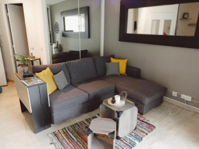 Joli studio avec coin nuit indépendant, piscine et parc de 8 hectares proche de la plage